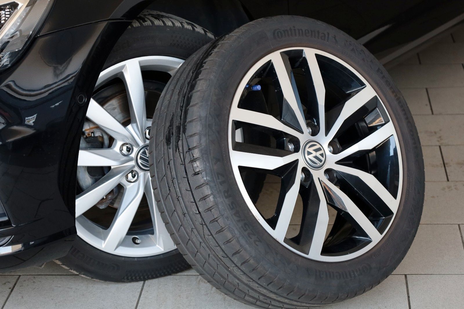 Fahrzeugabbildung Volkswagen Golf VII Lim. IQ.DRIVE Navi,LED,ACC,SH,PDC,SR+WR