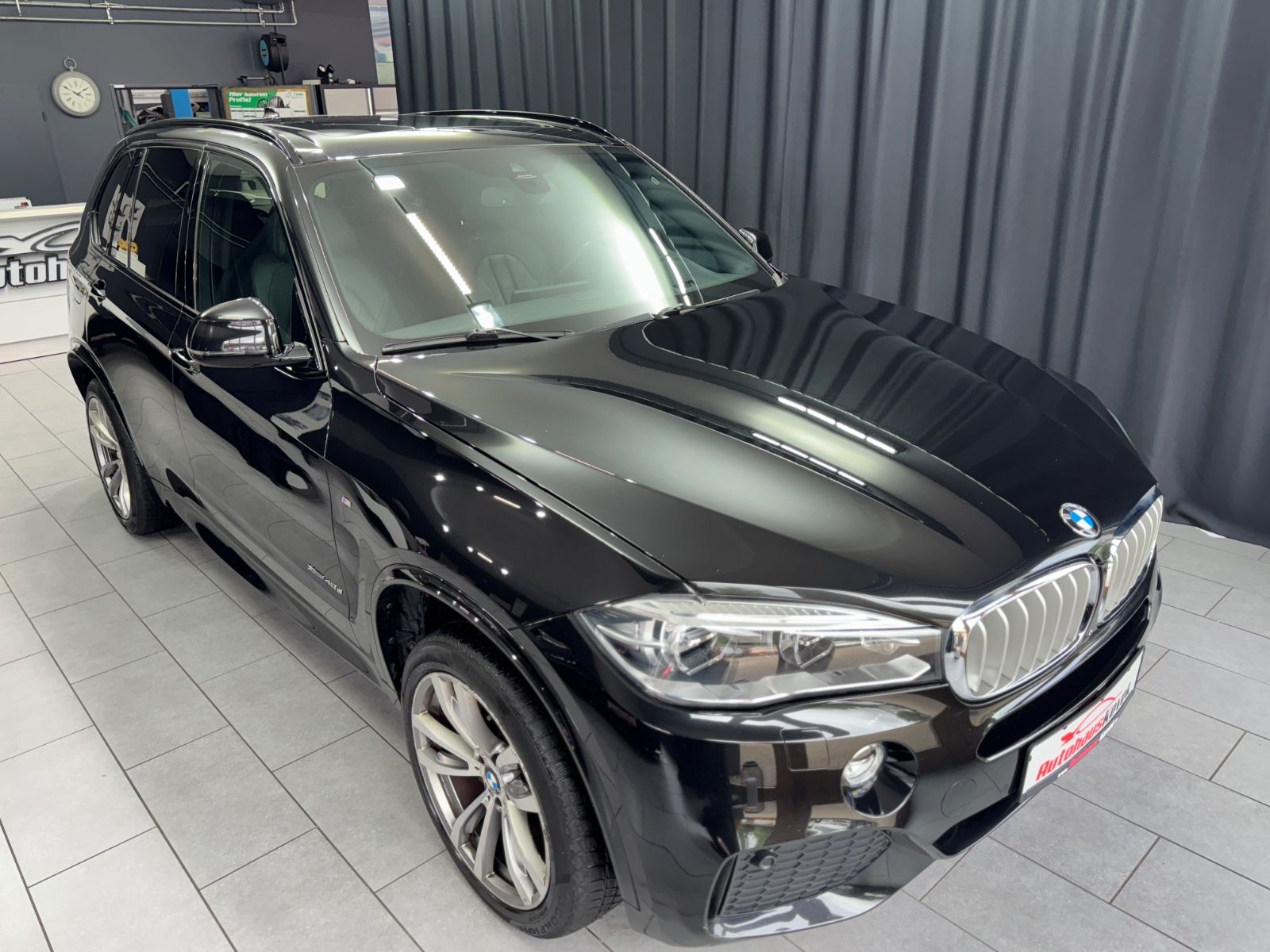 Fahrzeugabbildung BMW X5 40d xDrive|M-SPORT|PANO|7-SITZER|SOFT-CLOSE|