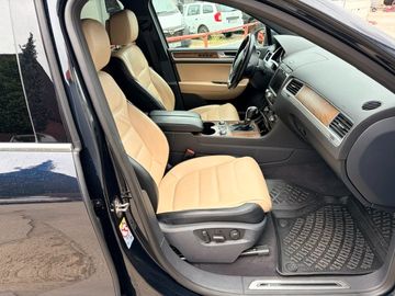 Volkswagen Touareg - 6