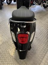 Vespa Primavera 50 E5+ LED USB LM - Offers