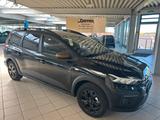 Dacia Jogger Hybrid 140 Automatik 7-Sitzer/DAB/PDC - Dacia Jogger mit Benzin-Antrieb: Automatik