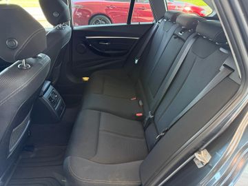 BMW 318 - 11