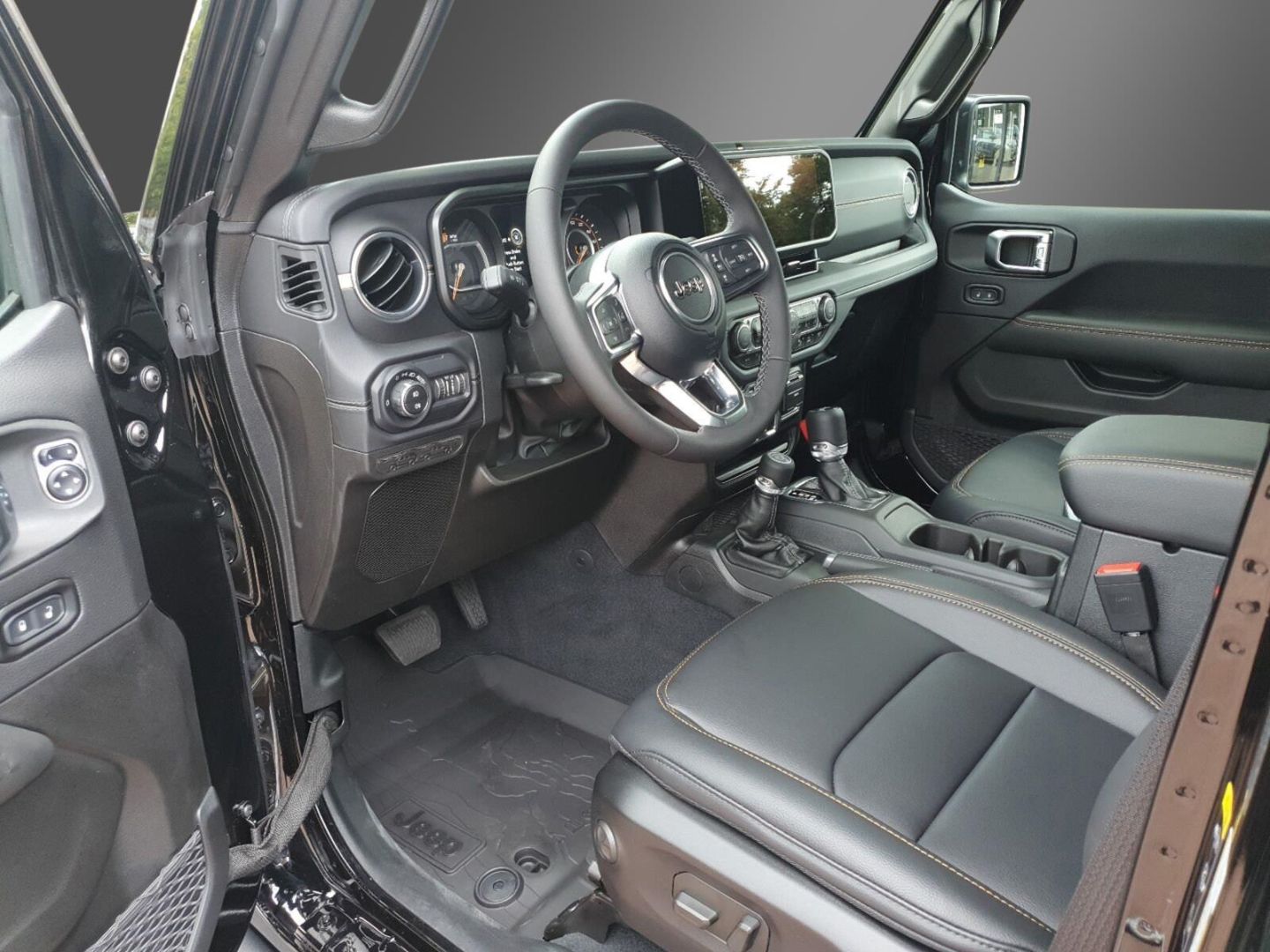 Fahrzeugabbildung Jeep Wrangler Unlimited Sahara 2.0 T-GDI EU6d MY25