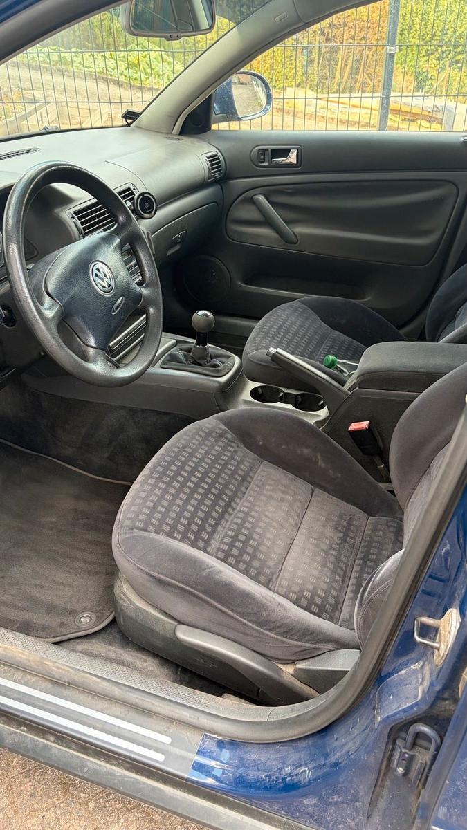 Volkswagen Passat 2004 — photo 12