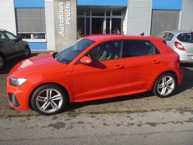 AUDI A1 Sportback 30 TFSI "S line" LED+NAVI