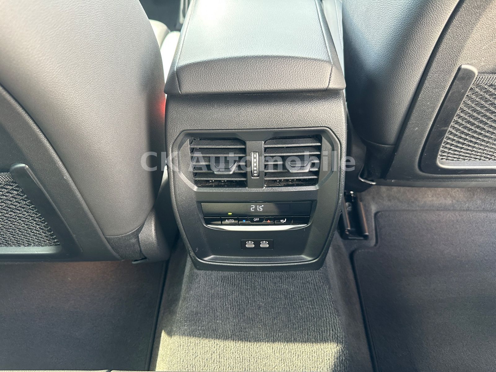 Fahrzeugabbildung BMW 320d xDrive M-Sport/Widescreen/Navi/Pano/LED/AHK