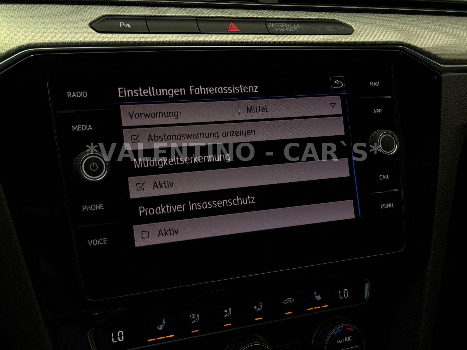 Volkswagen Passat Variant R-Line/DSG/Virtu/Pano/ACC/Kam/DCC