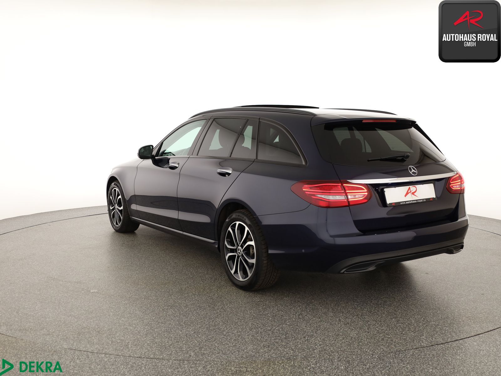 Mercedes-Benz C 220 d T Avantgarde NIGHT WIDE,PANORAMA,KEYLESS foto 3