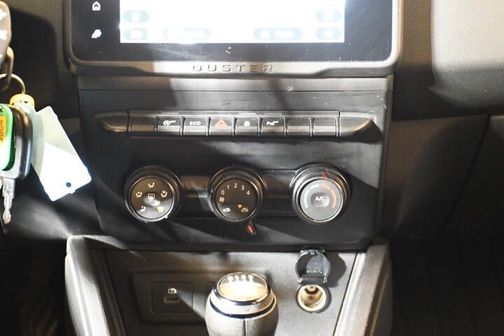 Fahrzeugabbildung Dacia Duster II Expression DIESEL NAVI ALU LED 1.HAND