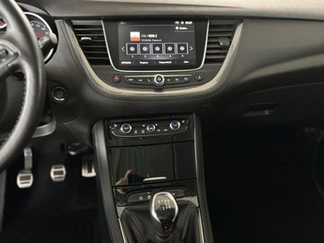Fotografie 22 des Opel Grandland (X) Grandland X 1.5 D Business INNOVATION AHK Pano