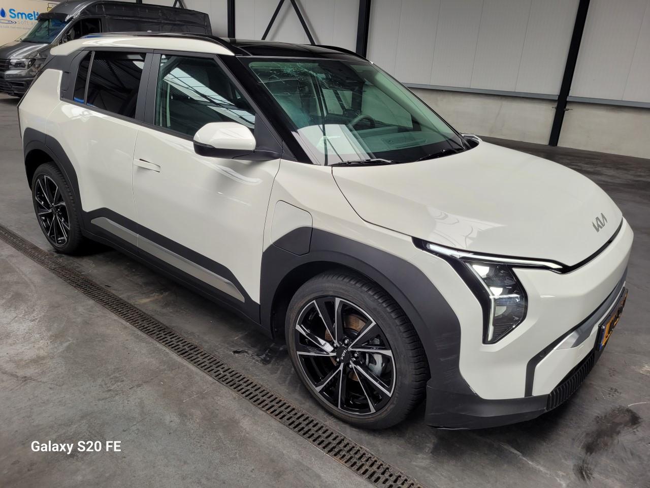 Kia EV3 150-KW 81.4kwh Automatik Panoramadach