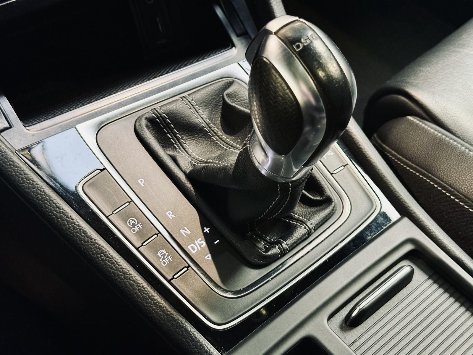 Volkswagen Golf VII R 4Motion|PANO|KAMERA|ACC|SPUR*
