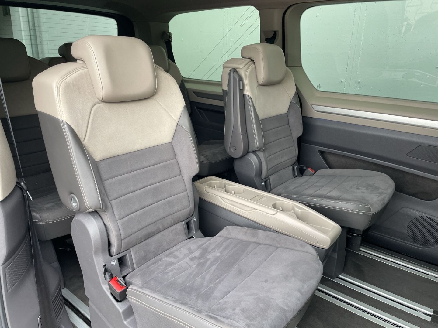T7 Multivan 2.0 TDI Style lang AHK/Pano/Standhzg