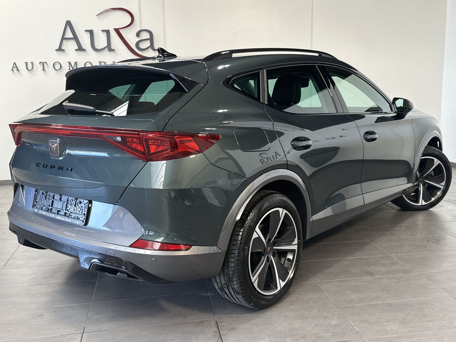Fahrzeugabbildung CUPRA Formentor 1.4 TSI DSG e-Hybrid NAV+LED+ACC+KAM