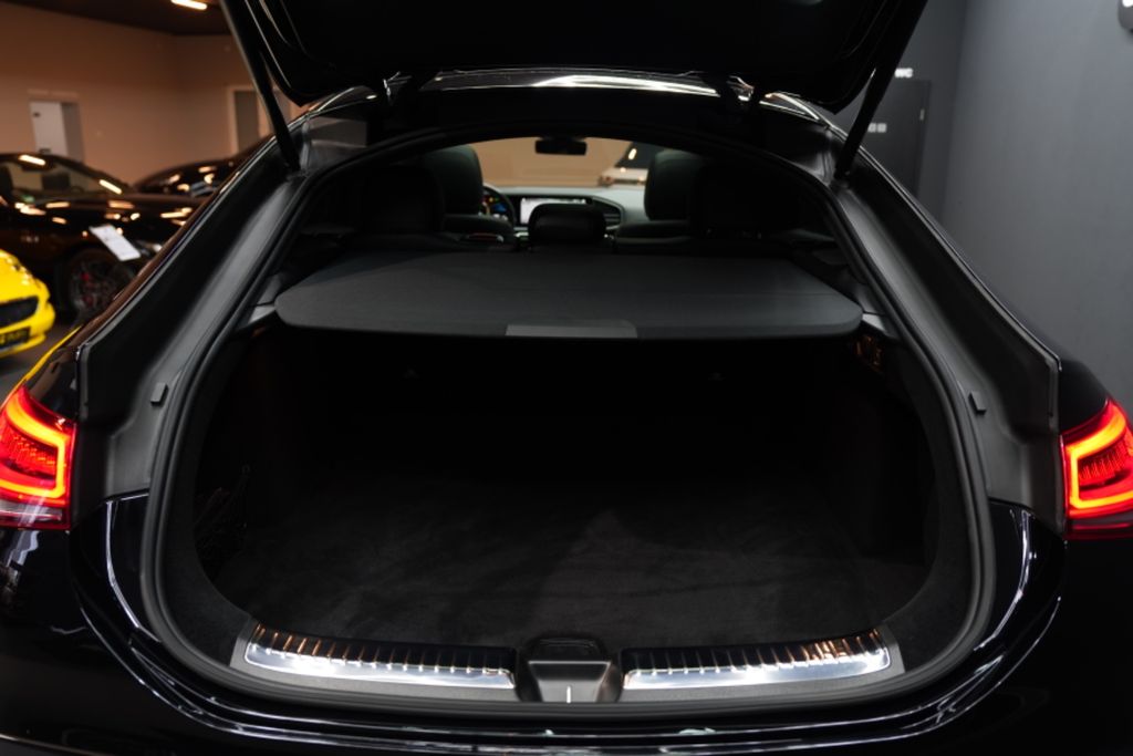 MERCEDES-BENZ GLE 63 S AMG Coupe 4Matic+*PANO*HU*BURM*360*1.HA MERCEDES-BENZ GLE 63 S AMG Coupe 4Matic+*PANO*HU*BURM*360*1.HA