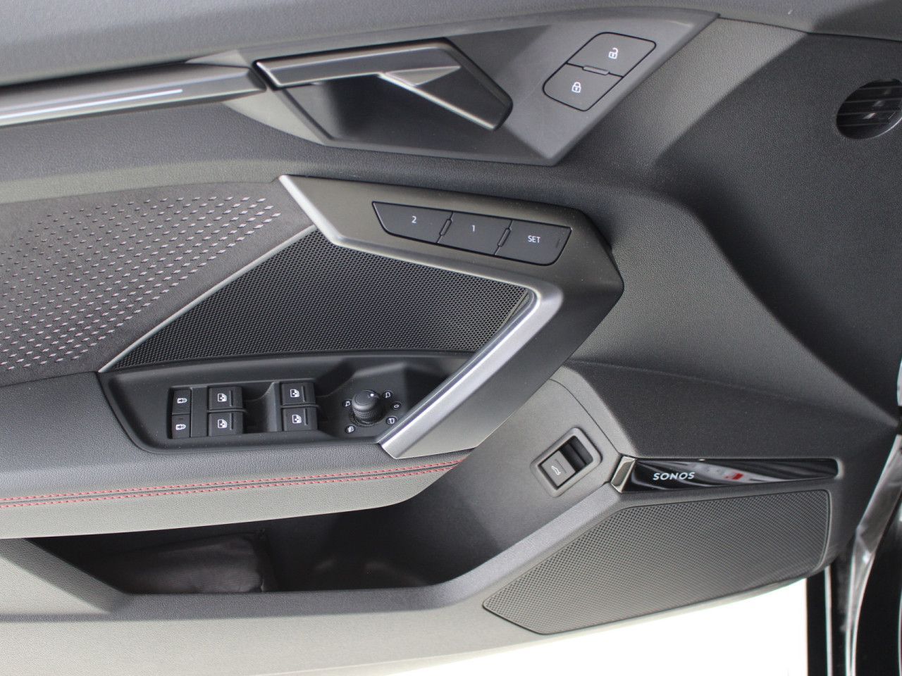 Fahrzeugabbildung Audi RS3 TFSI Sportback quattro