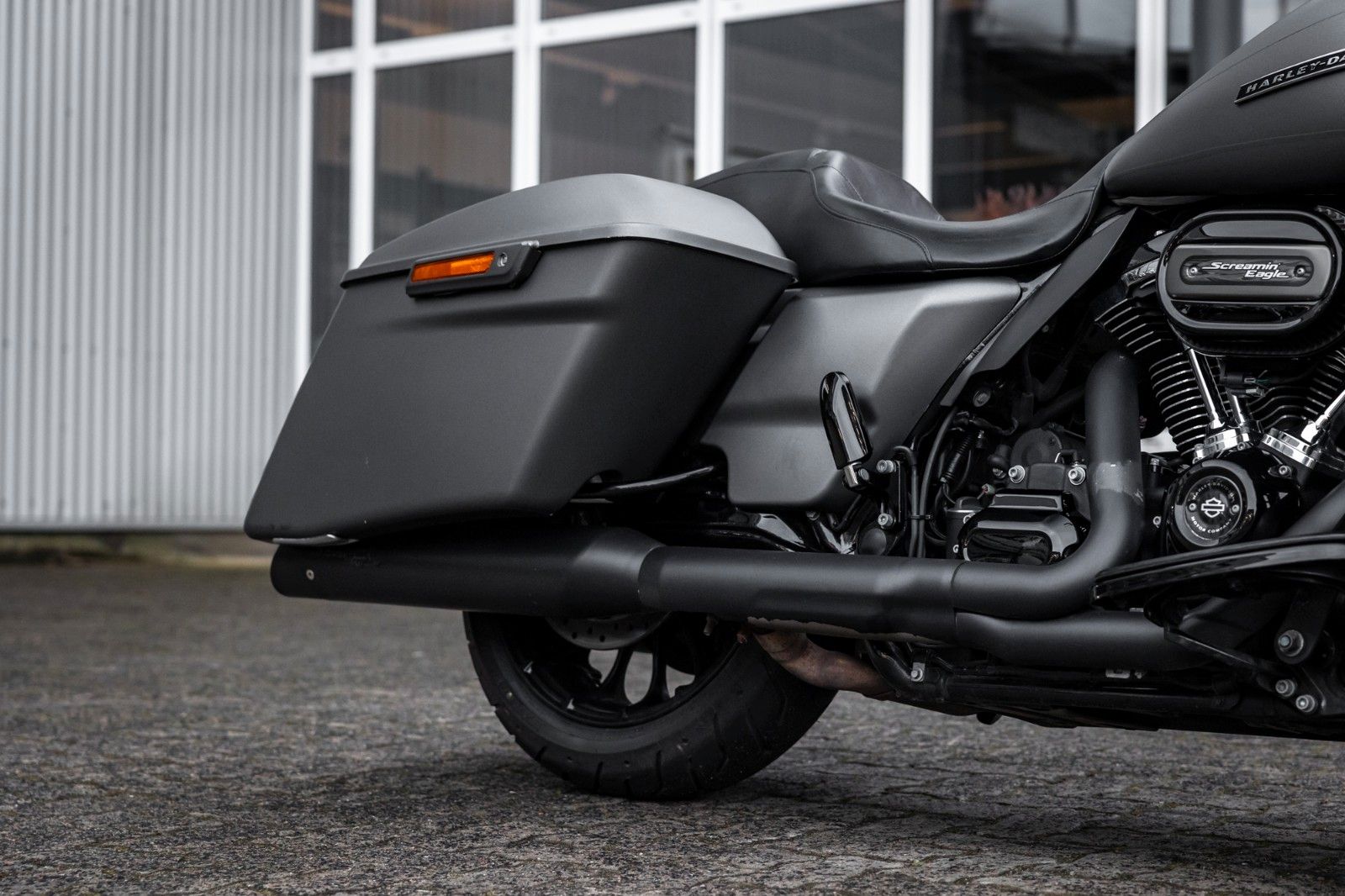 Fahrzeugabbildung Harley-Davidson FLHXS Street Glide 107 Cui - Screaming Eagle APE