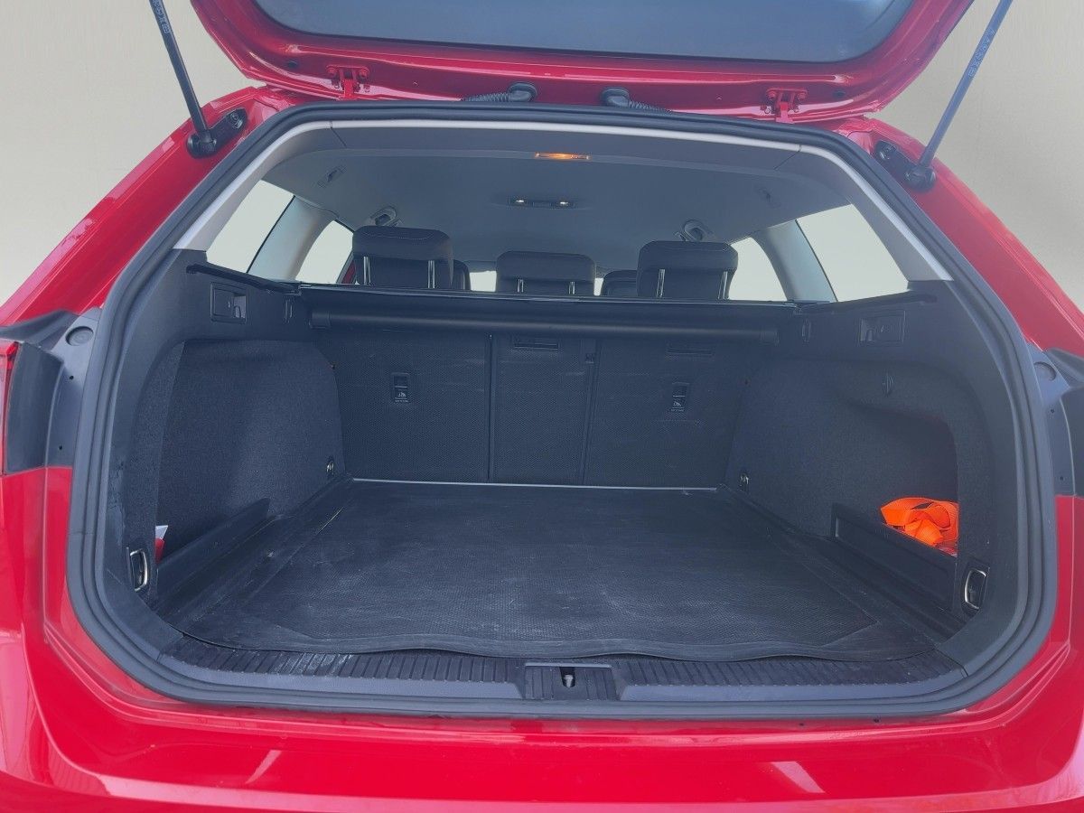 Volkswagen Passat Variant - Bild 6