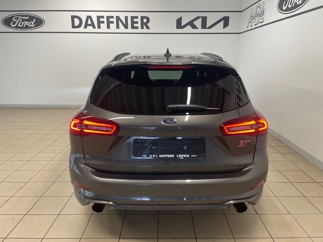 Fahrzeugabbildung Ford Focus Turnier ST X HUD AHKabnehmbar Navi B&O LED