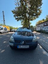 Renault clio 1.2sparsame Auto gepflegte Au... - Renault Clio aus 2002: 1.2