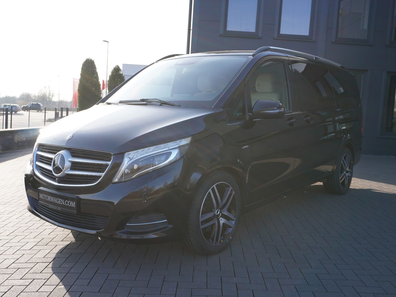 Fahrzeugabbildung Mercedes-Benz V 250 d EXCLUSIVE EDITION