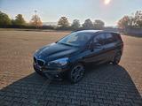 BMW 220 Gran Tourer 220i Steptronic Sport Line S... - BMW 220 Gran Tourer von privat