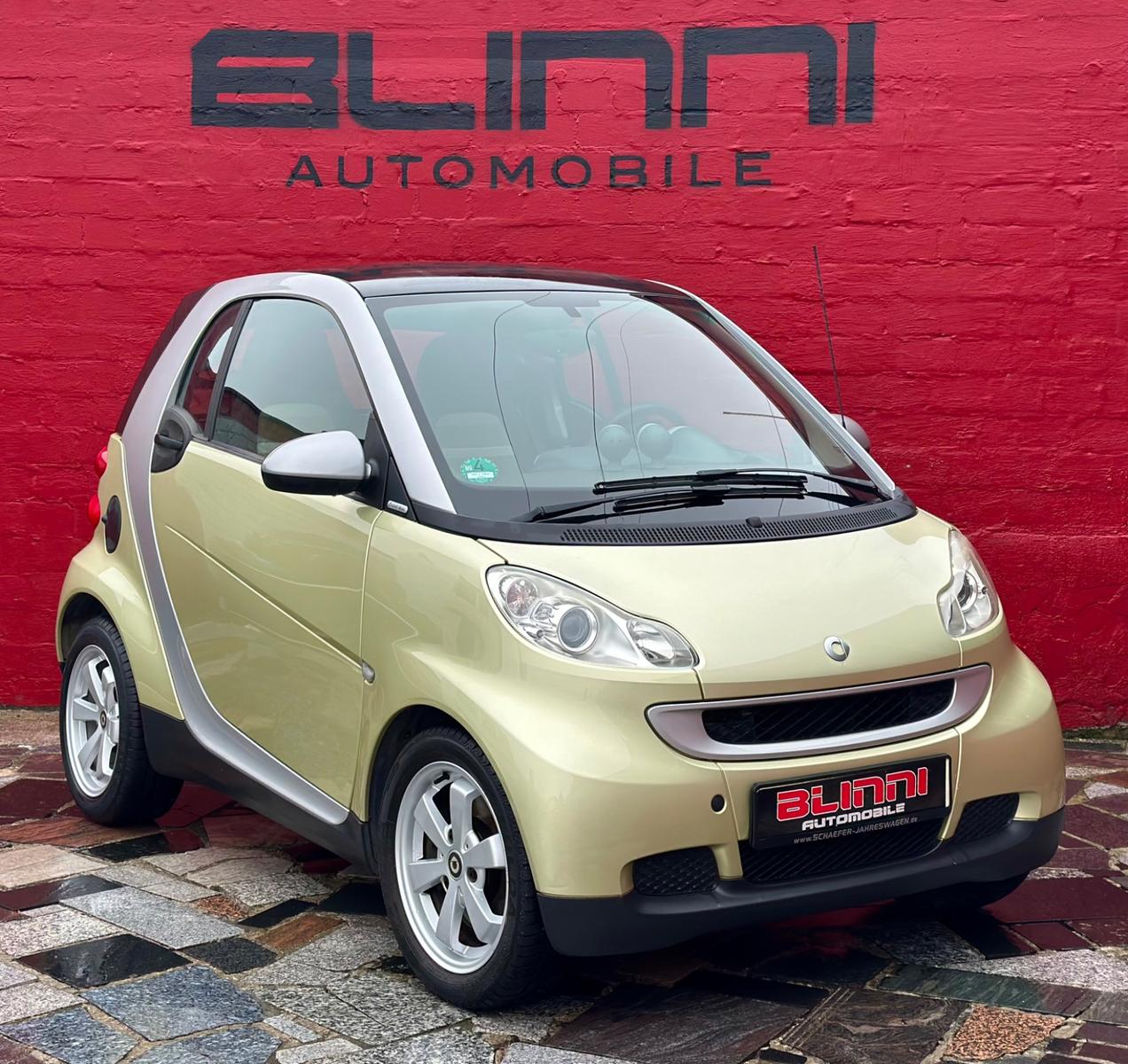 Smart ForTwo /Pano/Klima/Sitzheizung/Automatik/71ps