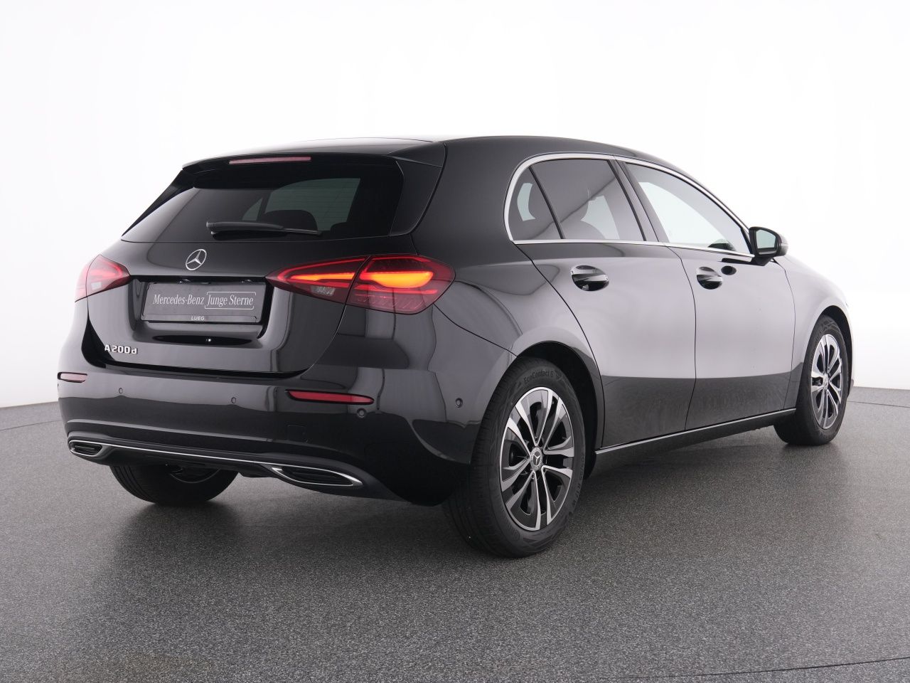 Mercedes-Benz A 200 d Progressive Pano AHK MBeam Kamera PTS SH foto 3