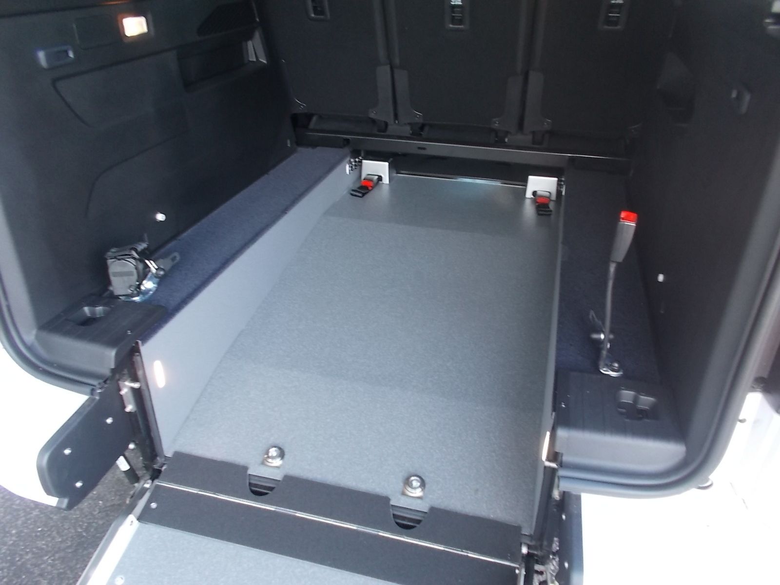 Fahrzeugabbildung Fiat Doblo 1.5 130 PS L2 Automatik AMF ROLLSTUHL