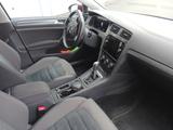 Volkswagen Golf 1.0 TSI OPF DSG Comfortline Standheizung - mit Benzin-Antrieb: Rot, Standheizung
