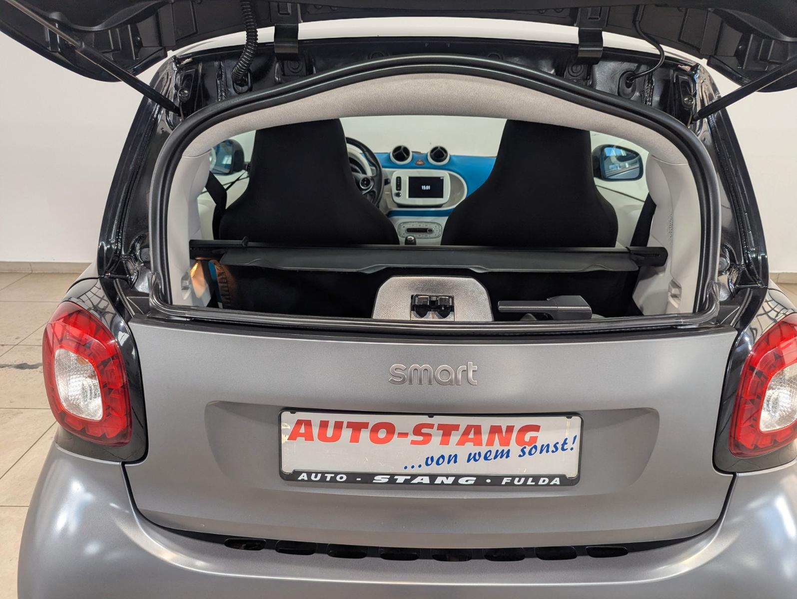 Smart ForTwo fortwo coupe 0.9 *NAVI*SH*Panorama*