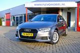 Audi A3 Limousine 30 TFSI Sport Lease Edition Aut. Xe - Audi A3: Edition