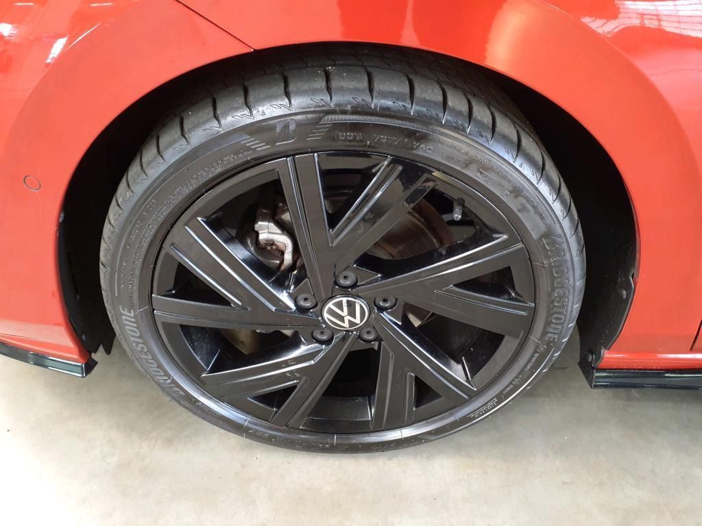 Volkswagen Golf R-Line 1.5 eTSI DSG Pano*RFK*PDC*Tempo*NAV