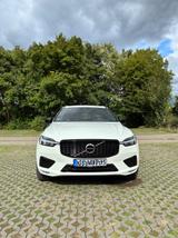Volvo XC60 B4 R-Design Navi Memory LED Soundsystem - Volvo XC60 in Mainz