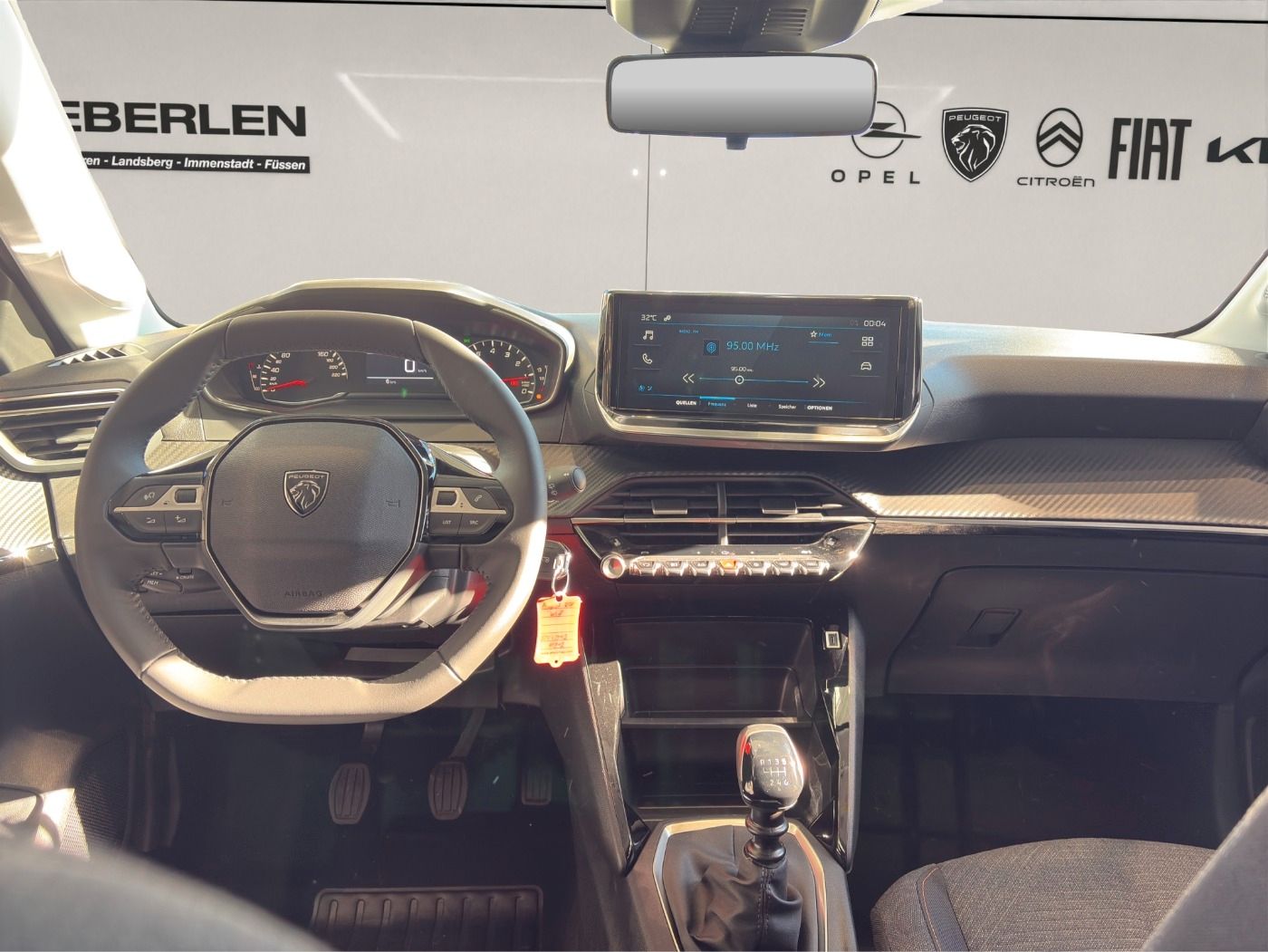 Peugeot 208 - Bild 13