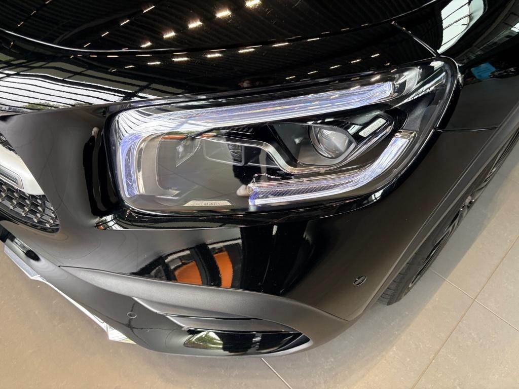 Mercedes-Benz GLB 200 d AMG+MBEAM+PANO+360+CARPLAY+AMBIENTE+20