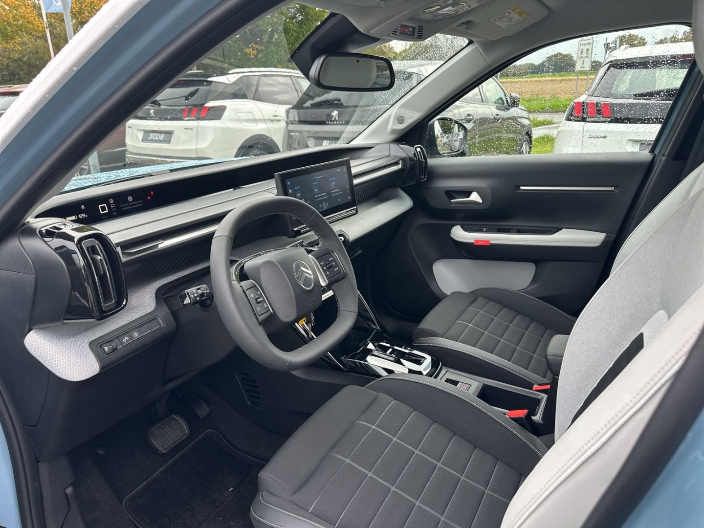 Fahrzeugabbildung Citroën C3 MAX Elektro 113 Navi CarPlay SHZ Temp.