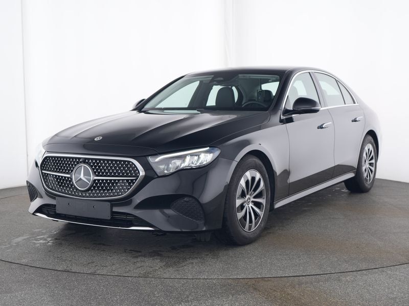 Image of Mercedes-Benz E 220
