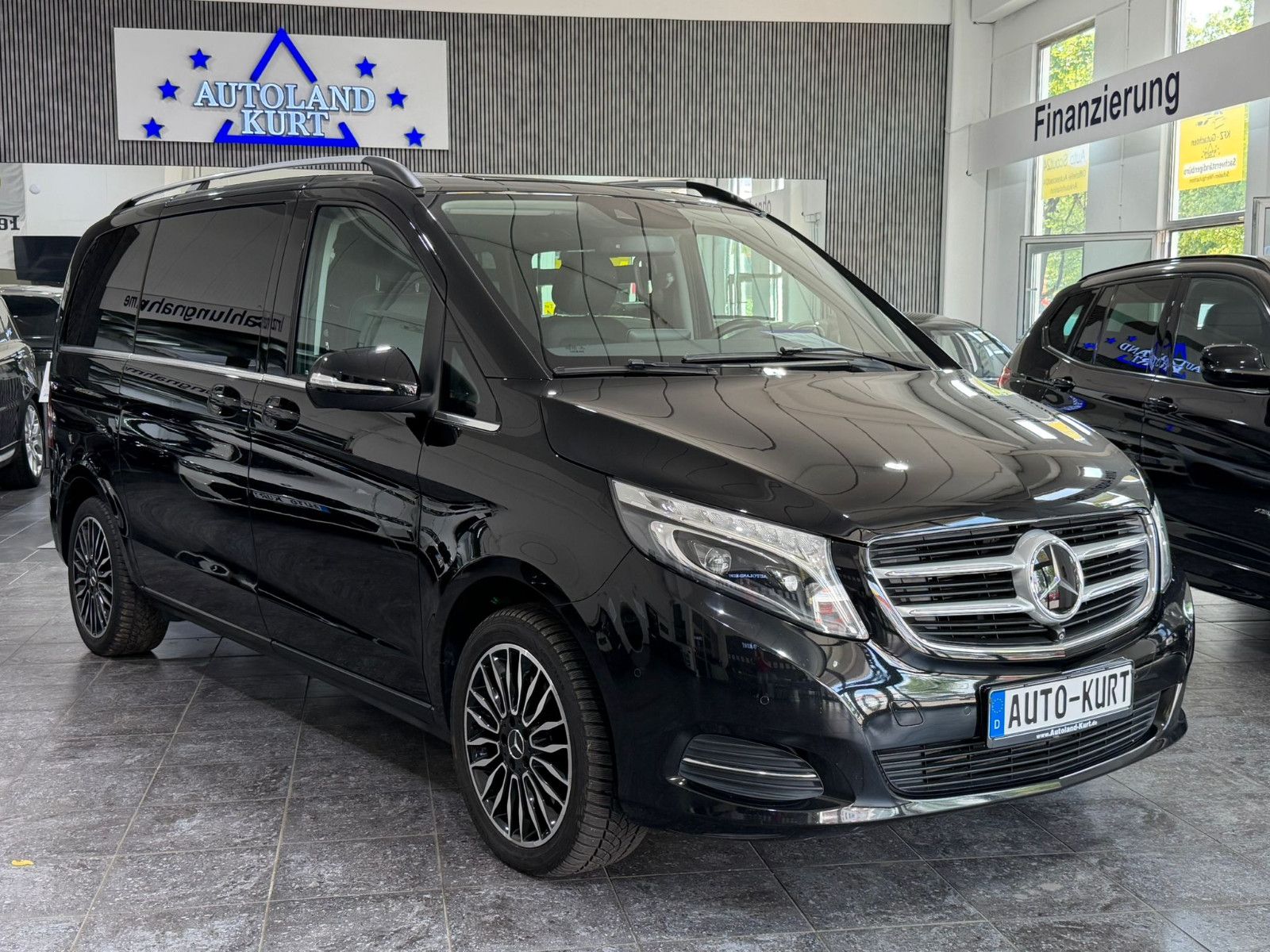 MERCEDES-BENZ V 250CDI Kompakt*LED*Sthz*Leder*el.Sitze*Burm.