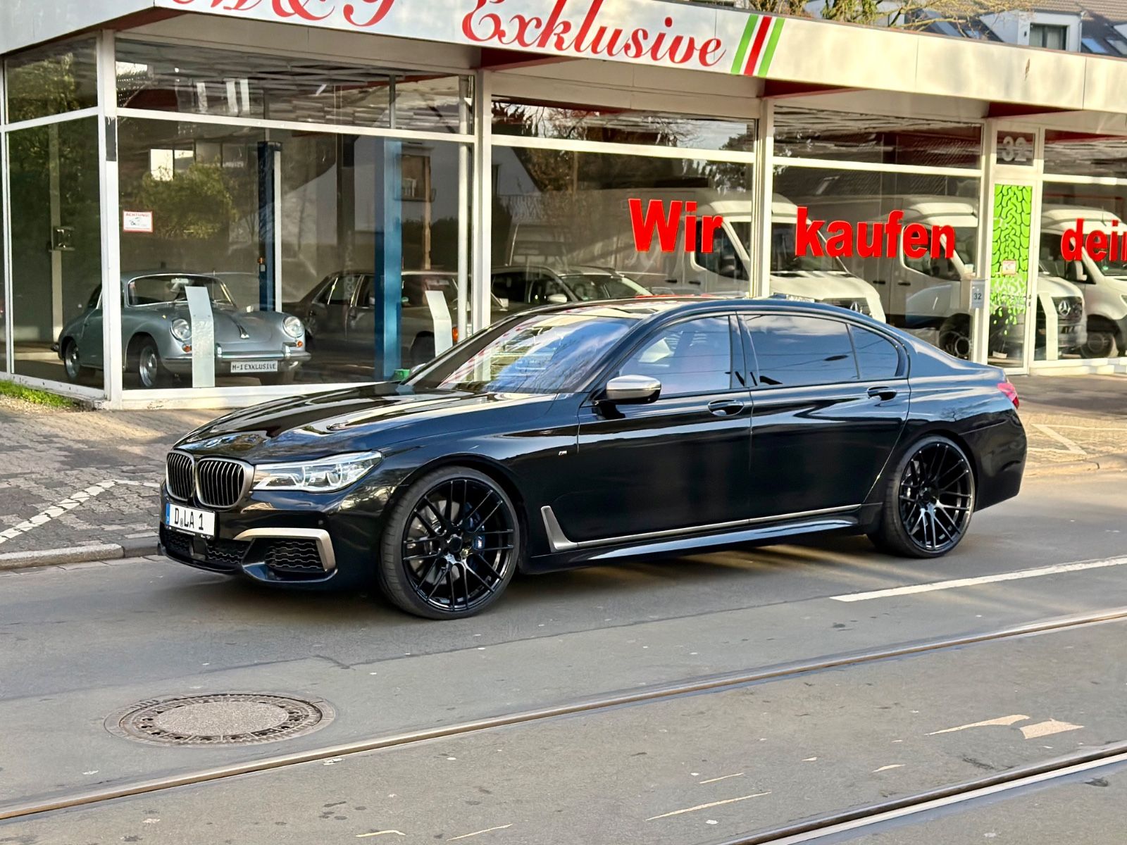 BMW M760 760 L i xDrive 1-Hand VOLL VOLL