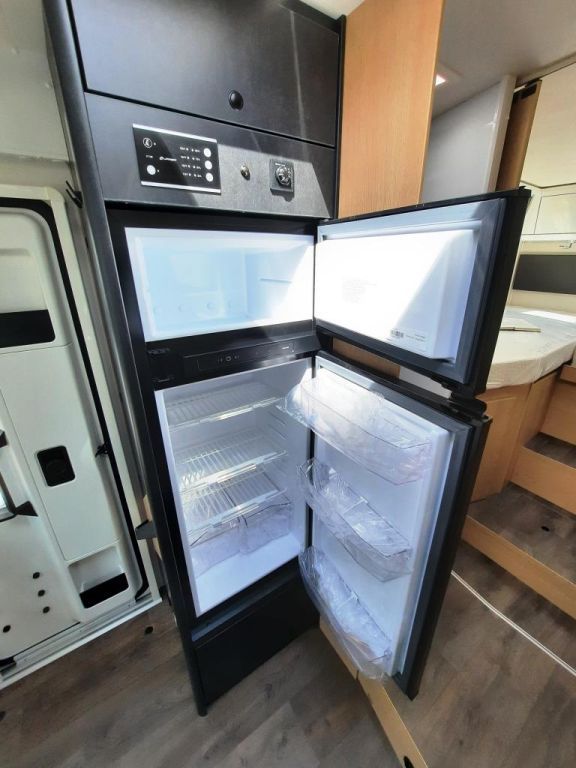 Fahrzeugabbildung Sunlight T 68C Adventure Edition Verfüg./Sparen Sie 3.811