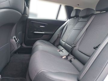 Mercedes C 200 - 12