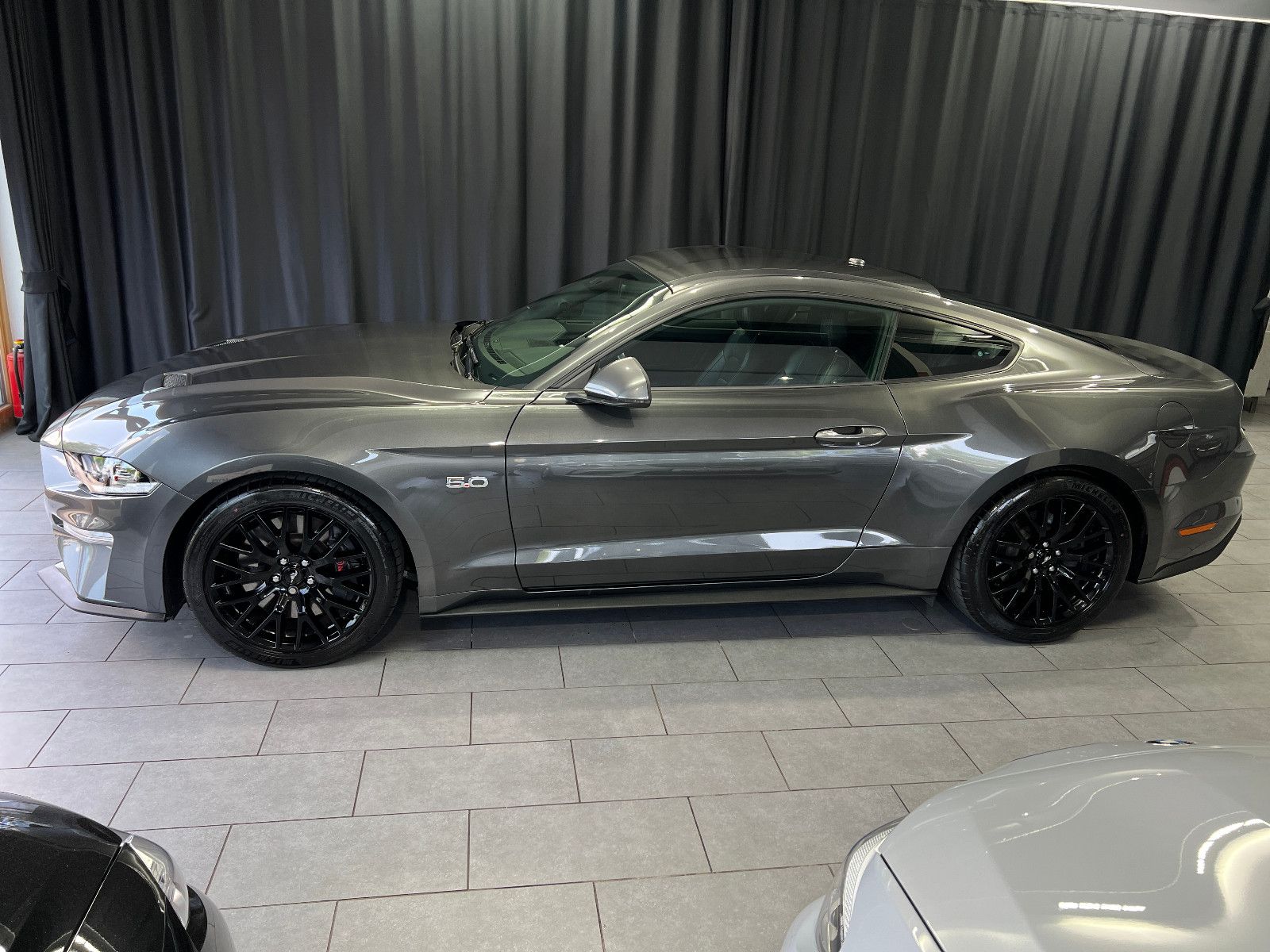 Fahrzeugabbildung Ford Mustang GT V8*SCHALTER*1.HAND*DEUTSCHES FZG*