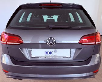Volkswagen Golf - 9