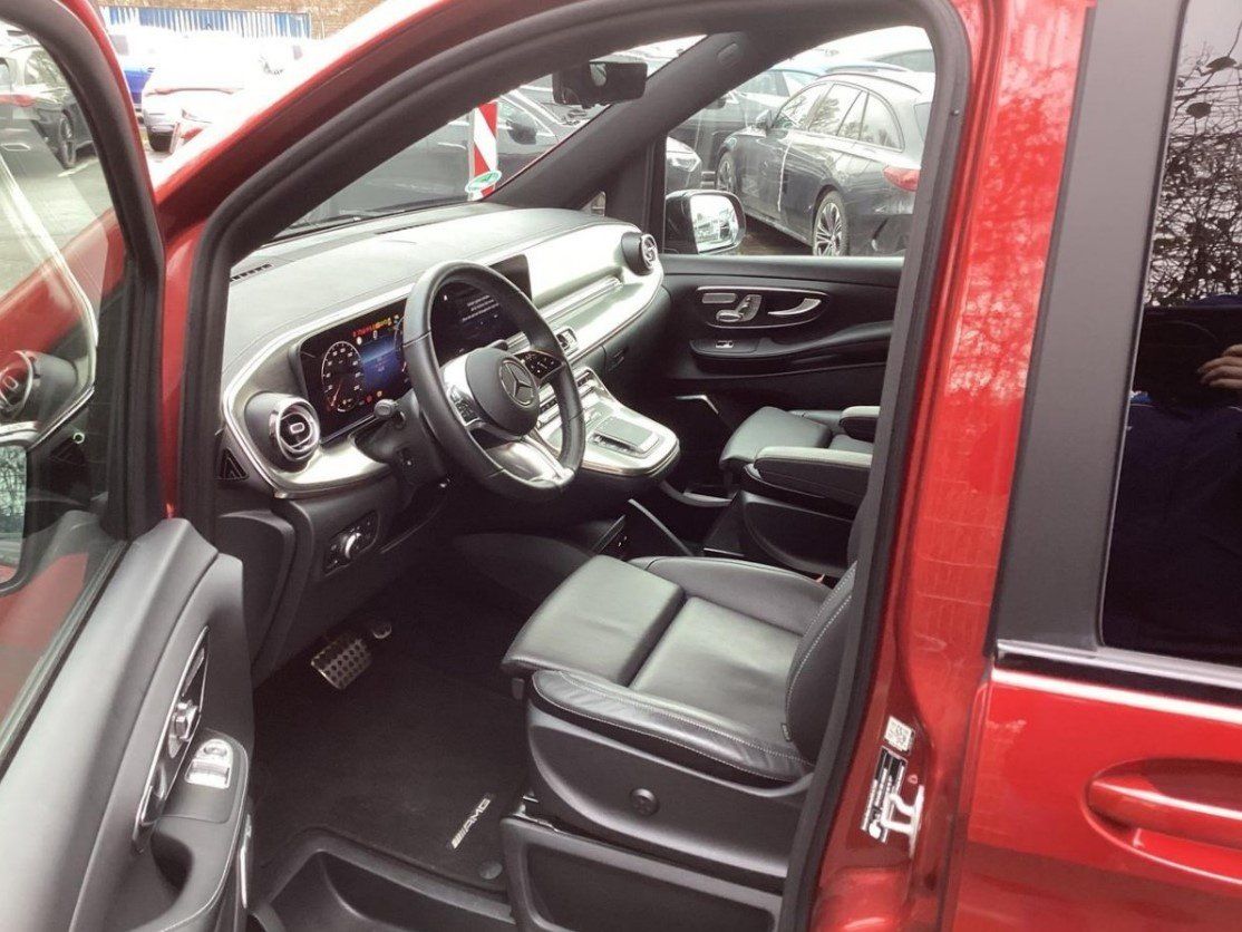 Fahrzeugabbildung Mercedes-Benz V250d 4M XL EXCLUSIVE LuxusSitze AMG Standhz AHK