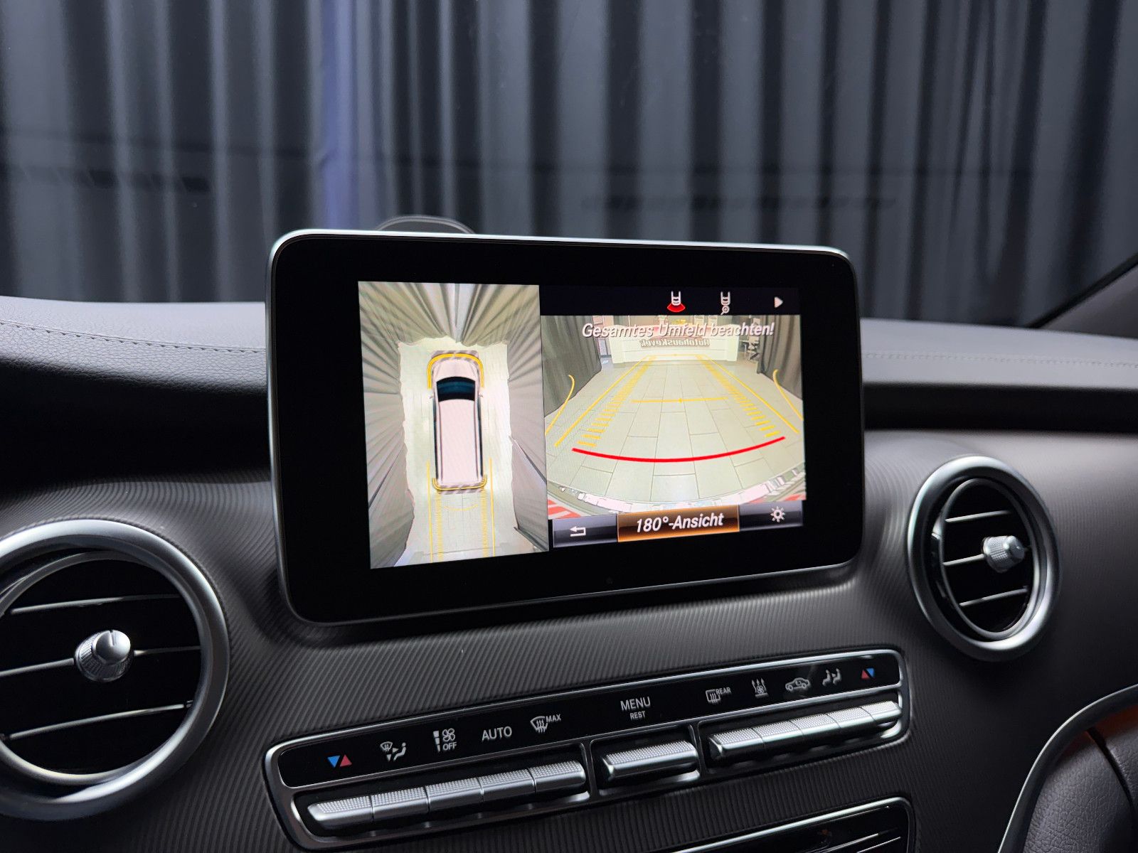 Fahrzeugabbildung Mercedes-Benz V250d NIGHT EDITION 4MATIC lang AMG-LINE|360°|