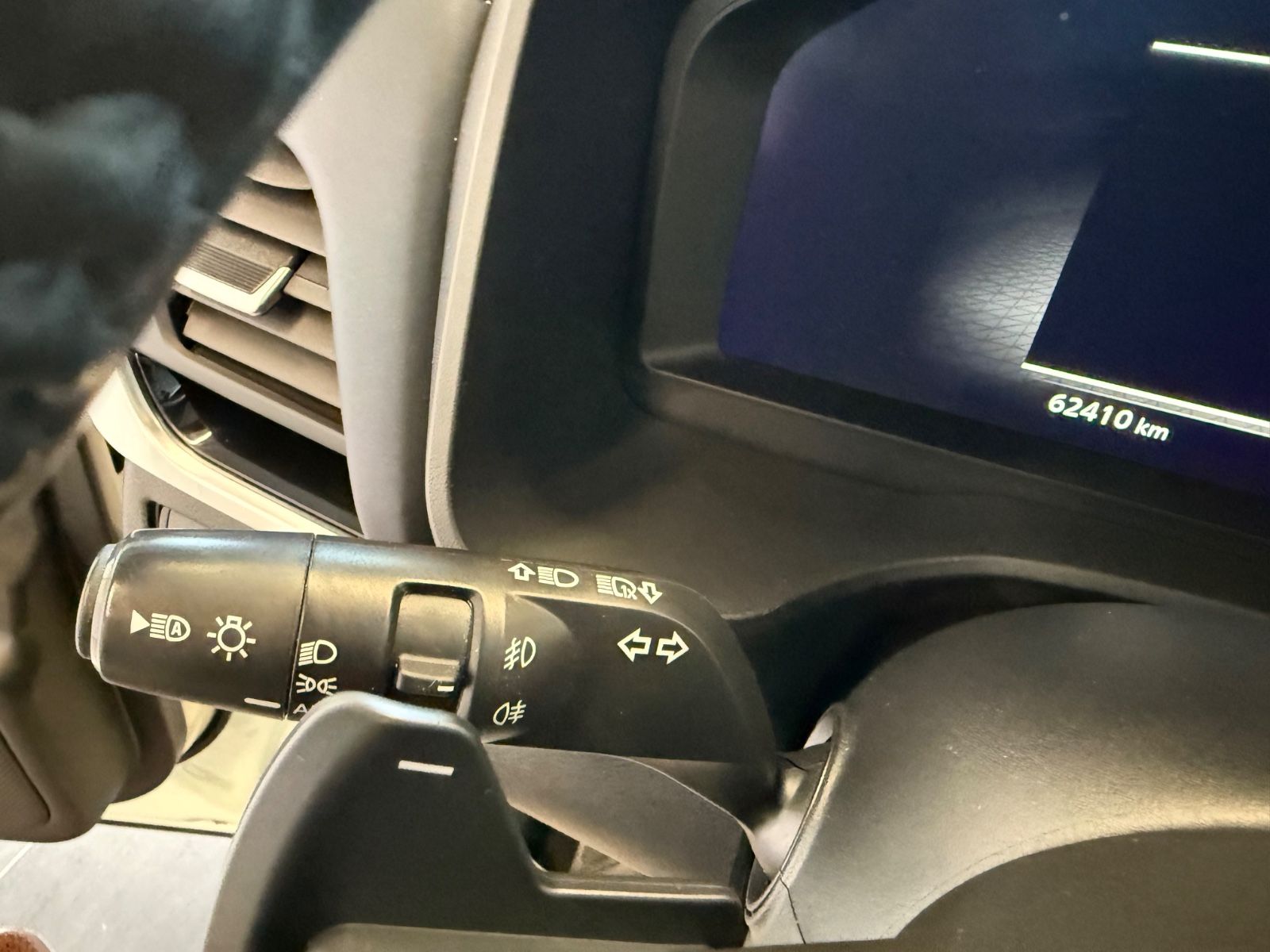 Fahrzeugabbildung Nissan Qashqai Tekna MHEV; Autom.,HUD,Teilleder,AHK
