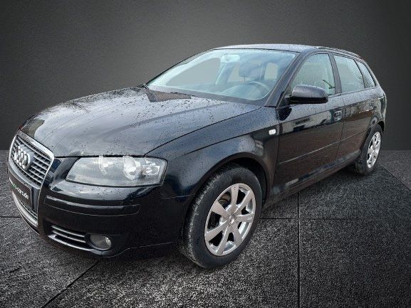 Audi A3 Sportback 1.6 FSI Attraction