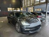 Porsche Panamera 4 E-Hybrid  - Porsche Panamera mit Hybrid-Antrieb: Automatik