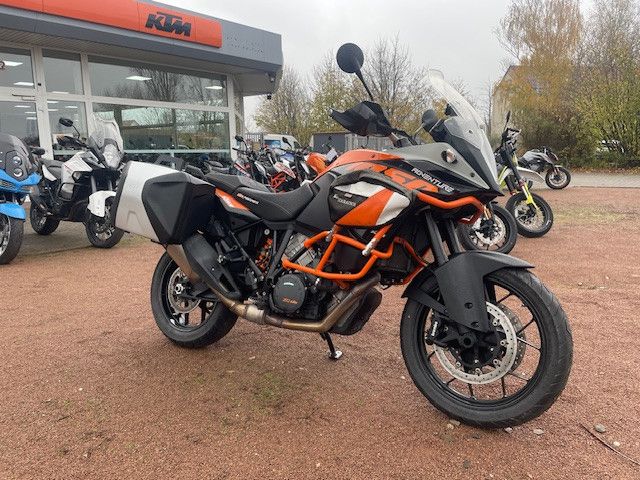 KTM 1050 ADV inkl. 2 Koffer